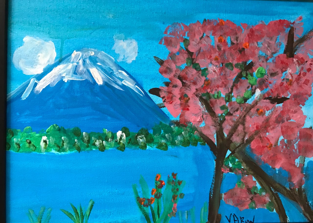 Mount Fuji with resplendent cherry blossoms