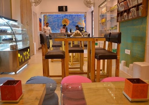 Kiran Cafè Restaurant & Swiss Bakery